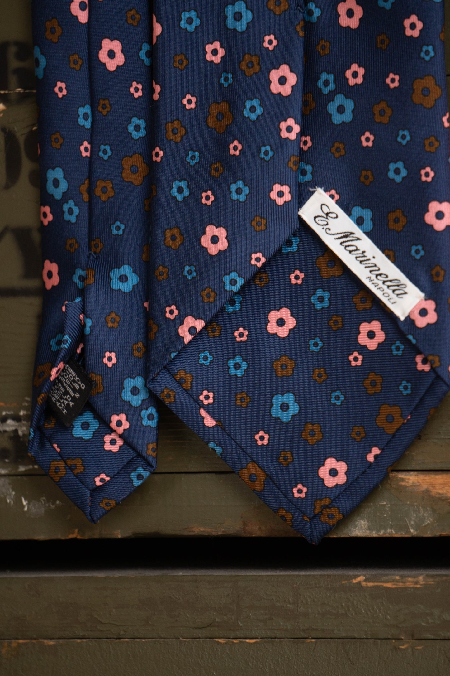 Cravatta E.Marinella Blu Scuro con Fiori Marroni Blu e Rosa