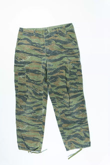 Tyger Camoflage Cargo Pants "M"