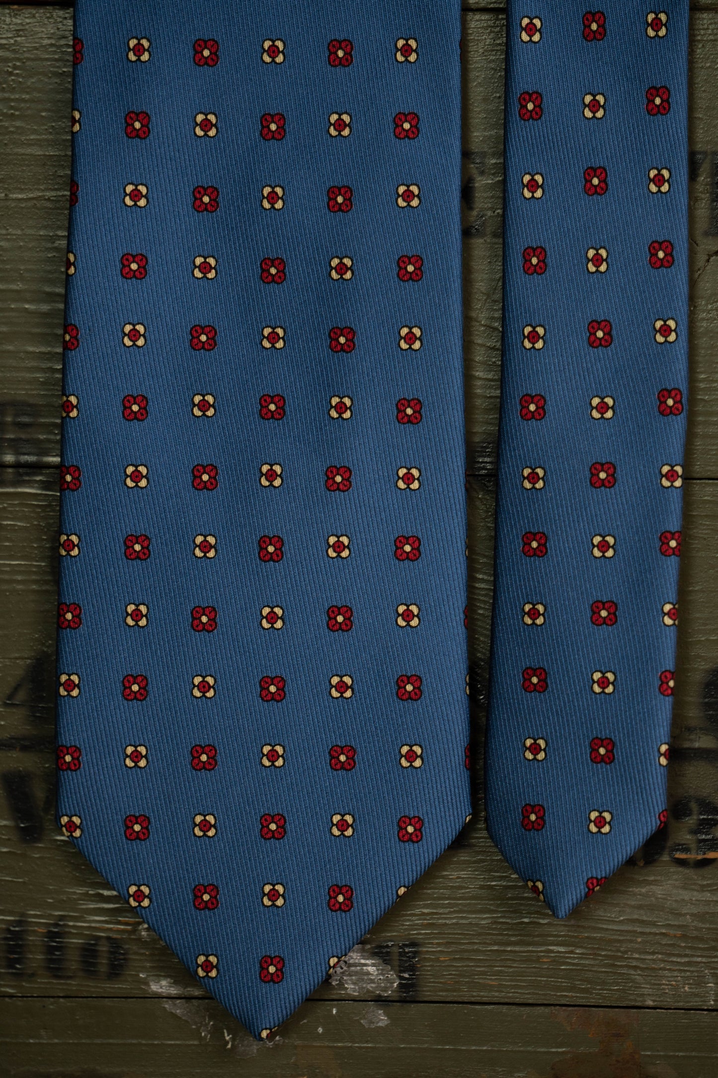 Cravatta E.Marinella Blu Fiori Rossi e Gialli