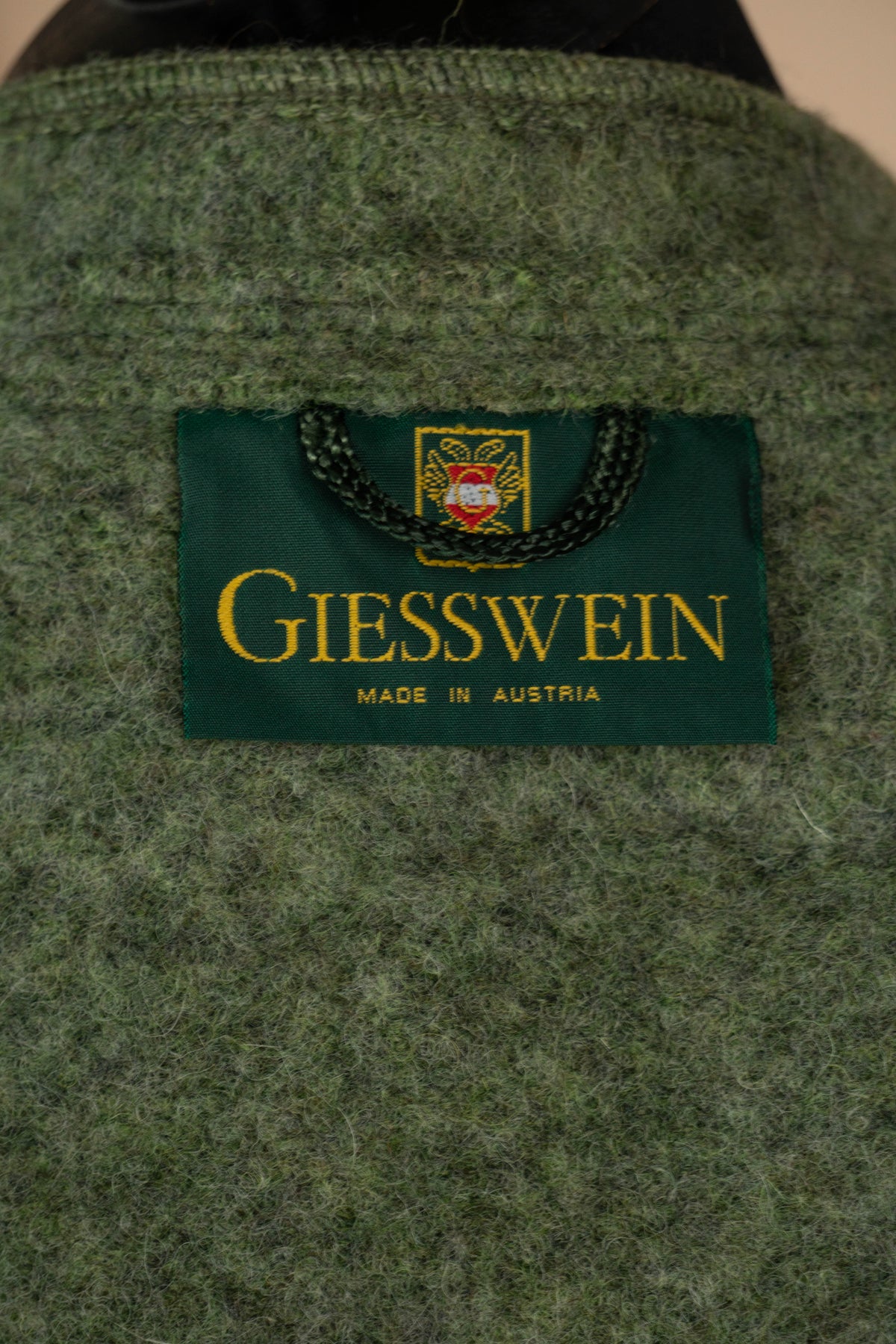 Cardigan Tirolese Giesswein - IT 48