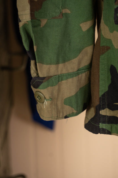 1999 US Army Woodland BDU Shirt - L Regular