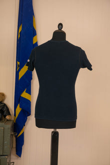 T-shirt girocollo Levi's a coste blu scuro - M