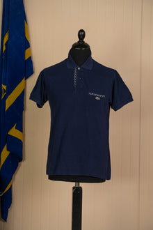 2010 Polo Lacoste maniche Blu scuro con taschino - S